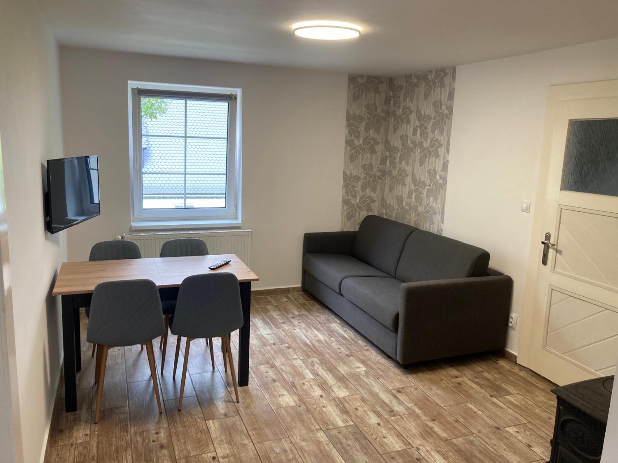 Apartments Benesov Nad Ploucnici Экстерьер фото