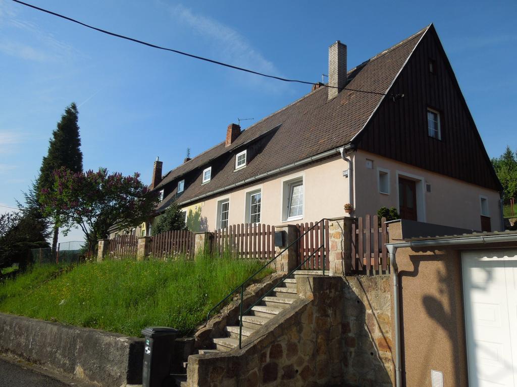 Apartments Benesov Nad Ploucnici Экстерьер фото