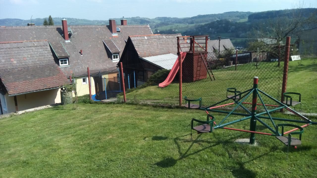 Apartments Benesov Nad Ploucnici Экстерьер фото